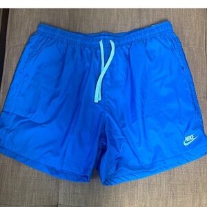 Nike Sportswear Woven Flow Shorts worn once